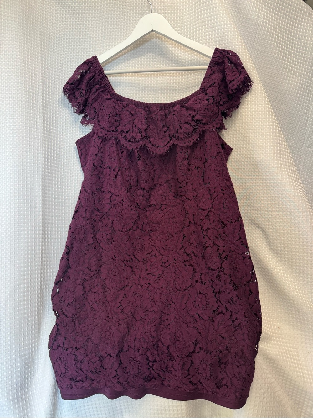 Forever 21 Plum Lace Off-Shoulder Formal Dress